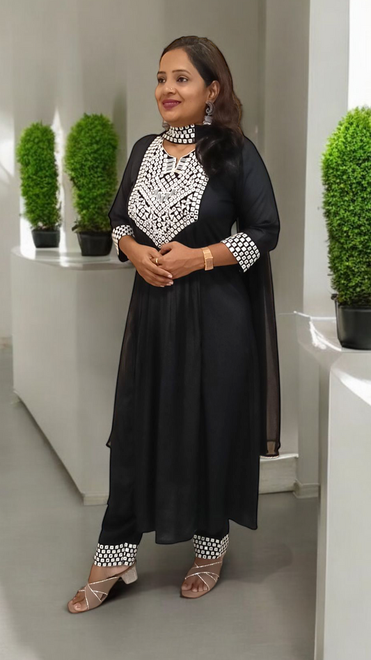 Nivi Black 3 Piece Set