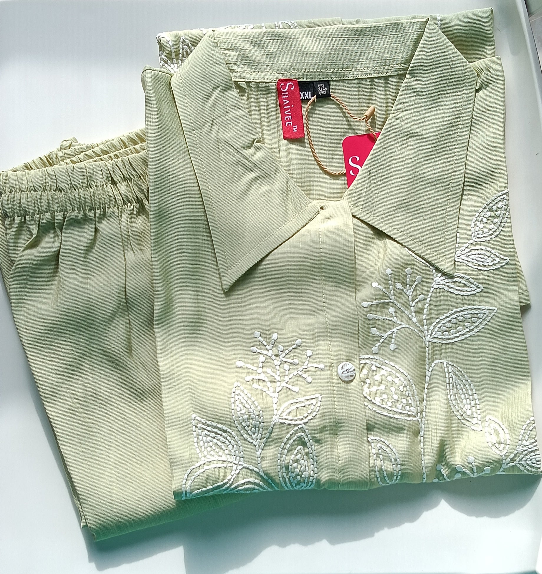 Pista_Green_Coord_Set_with_embroidery_Vatican_Silk with collar sleeveless with sleeves attatched 