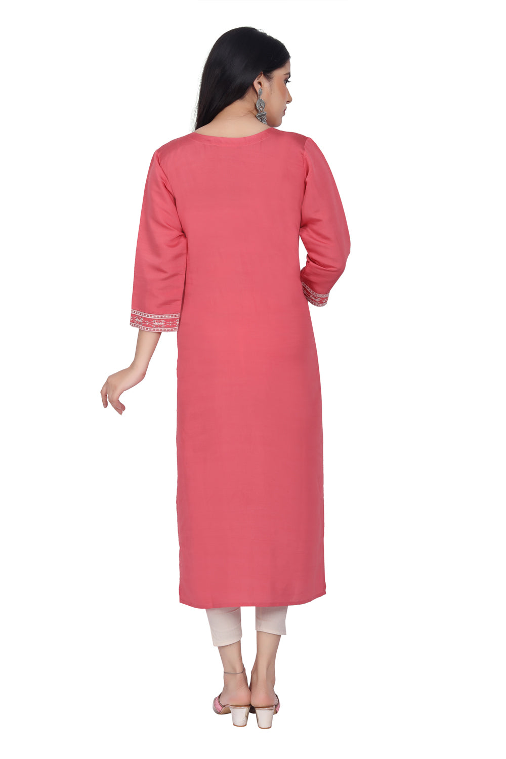 Valencia Anaya Kurti